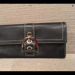 Coach Black Leather Wallet Mint Cond. W/buckle